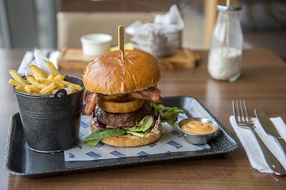 Holiday Inn Express Sheffield City Centre By IHG