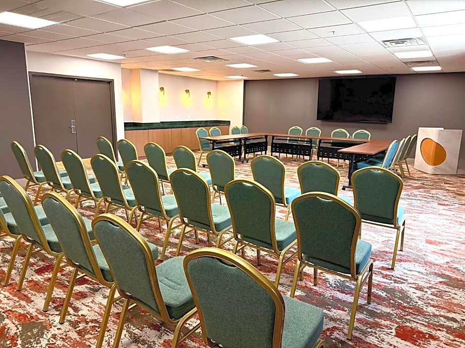 Holiday Inn Savannah S - I-95 Gateway Hotel By IHG