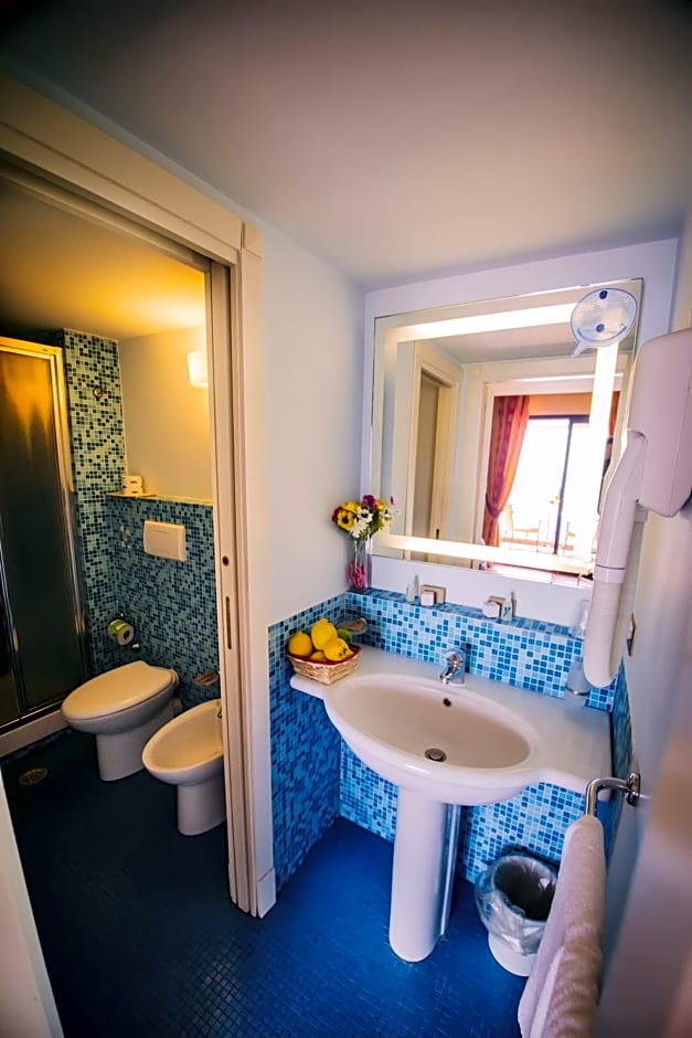 Capo Dei Greci Taormina Coast Hotel & SPA