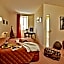 Logis Hotel Lafayette Rochefort France