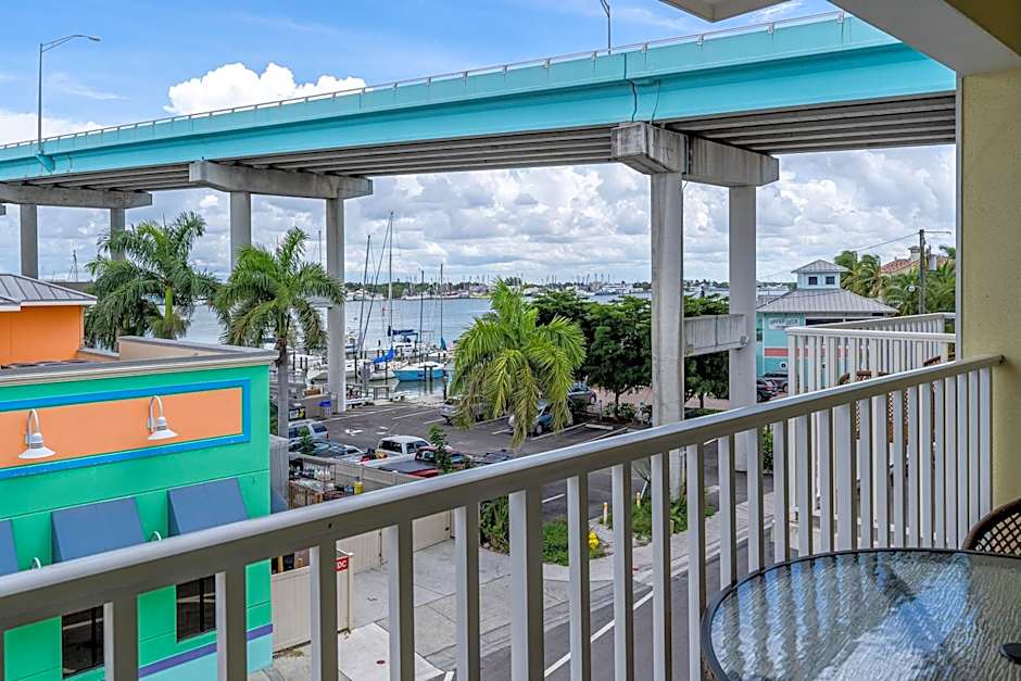 Harbour House at the Inn 310