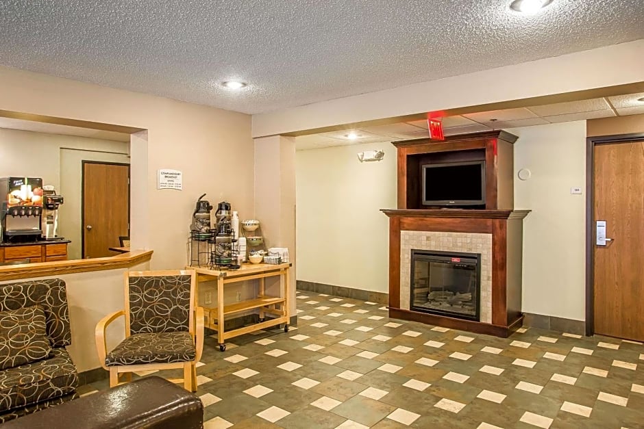 Quality Inn & Suites Marinette