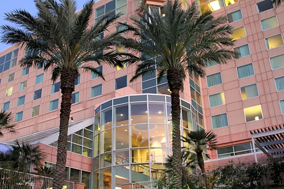 Moody Gardens Hotel Spa And Convention Center