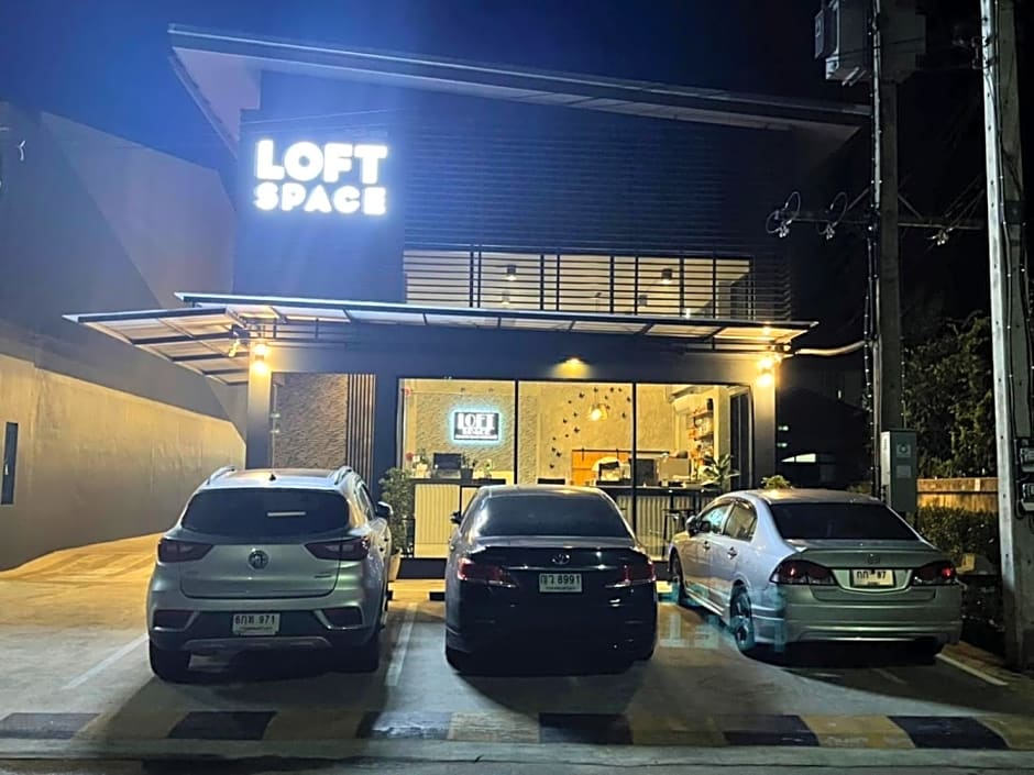 Loft Space Hotel