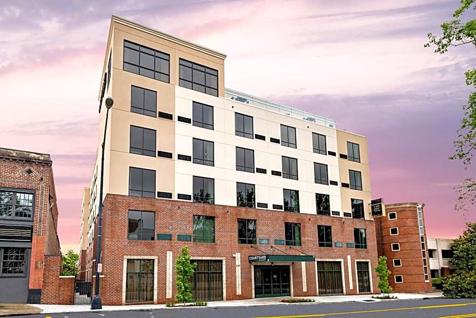 Courtyard by Marriott Winston Salem Downtown
