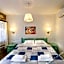 Monat Otel