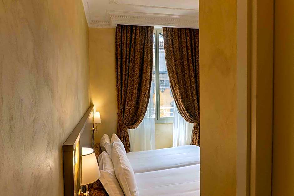 Hotel Fellini