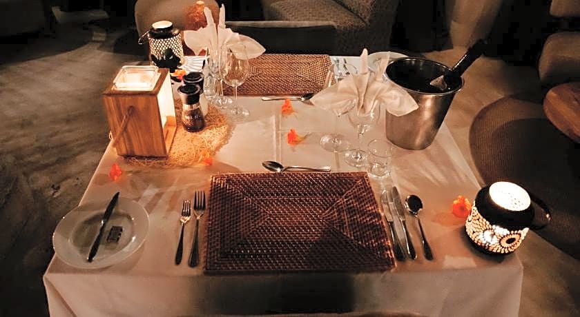 Bukela Game Lodge - Amakhala Game Reserve