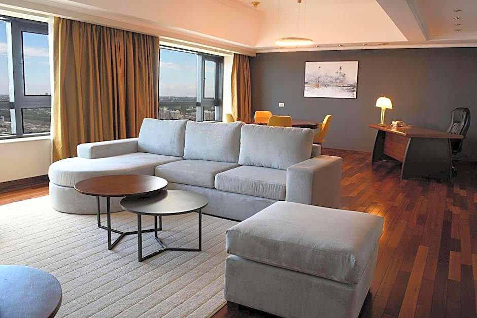 Radisson Montevideo Victoria Plaza Hotel
