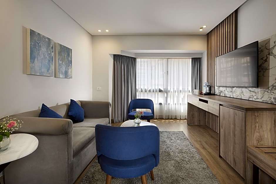 Pyramisa Cairo Suites & Casino Hotel