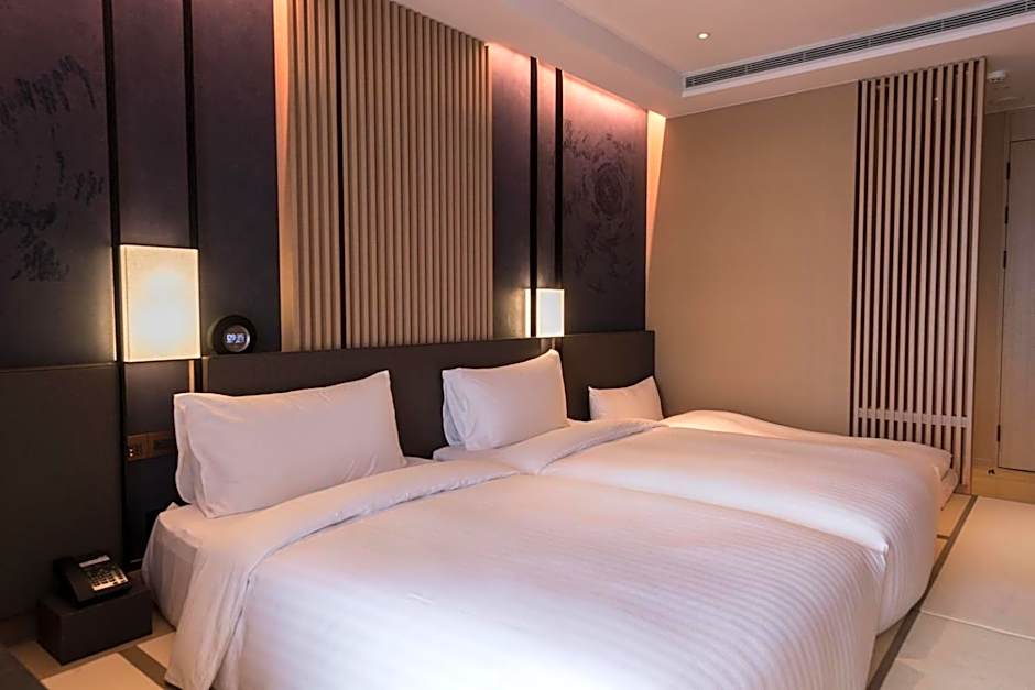Photo 1 of 6 of Japanese Triple Room