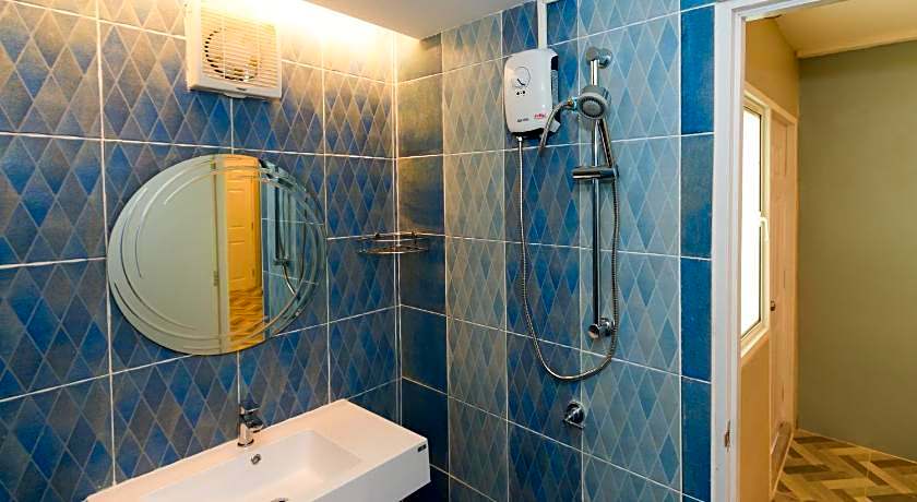 THE HABITAT HOSTEL