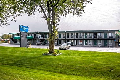 Rodeway Inn Grand Haven