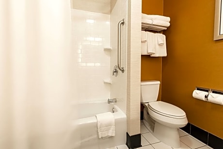 Guest Double Room with Two Double Bed