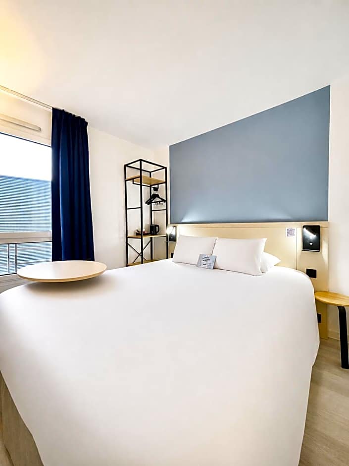 Kyriad Hotel La Fleche