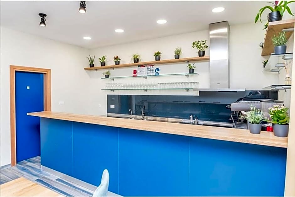 AI HOSTEL