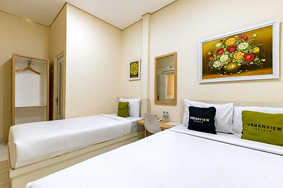 Urbanview Syariah Utami Inn Garut by RedDoorz