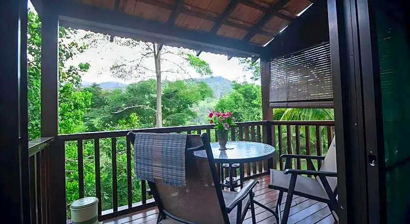 De Serenity - Exclusive Jungle Retreat