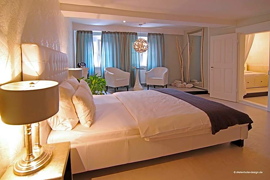 Elements Hotel