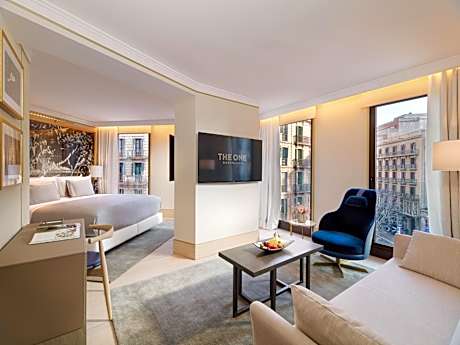 Junior Suite Corner (2 Adults + 1 Child)