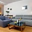 Residence by Vestibul Palace
