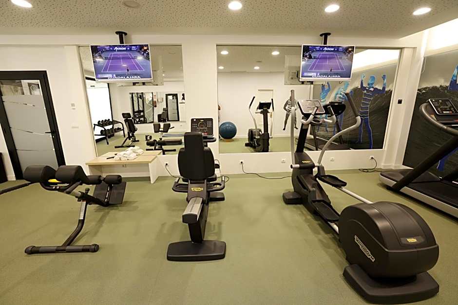 Marvell Club Hotel & Apartments