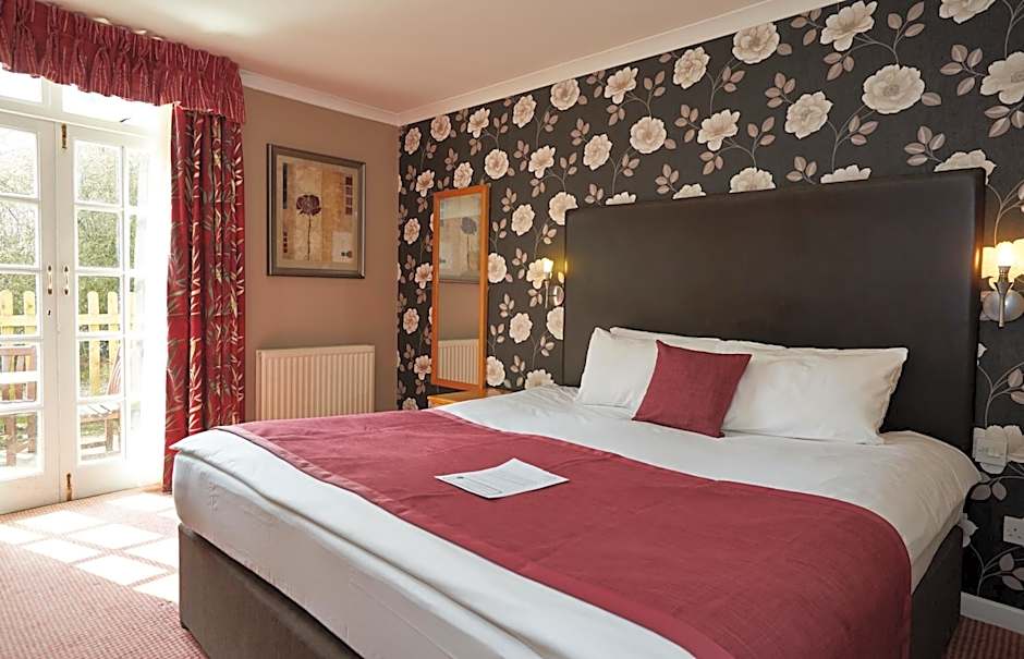 Royal George Hotel by Greene King Inns