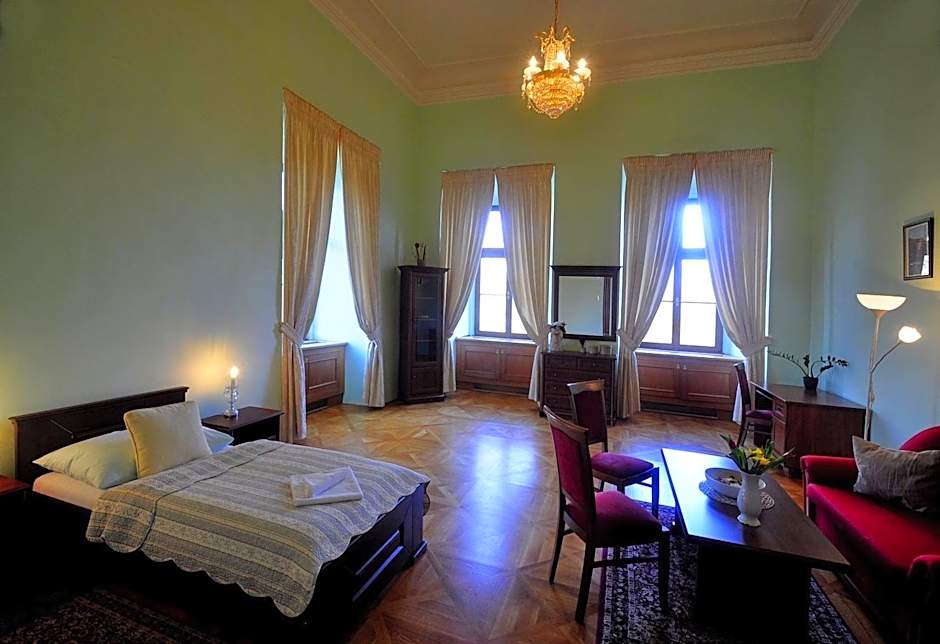 Zamek Cerveny Hradek