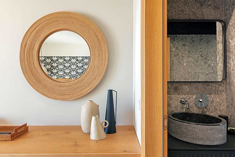 Chapter 02 Gallery Suites