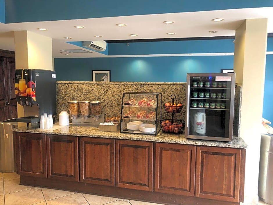 Days Inn by Wyndham Baton Rouge I-10