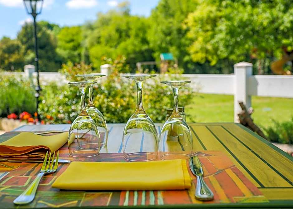 Hôtel Restaurant Le Relais De Pouilly