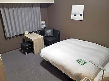 Hotel Route Inn Matsuyama Chuo -Katsuyama Dori-