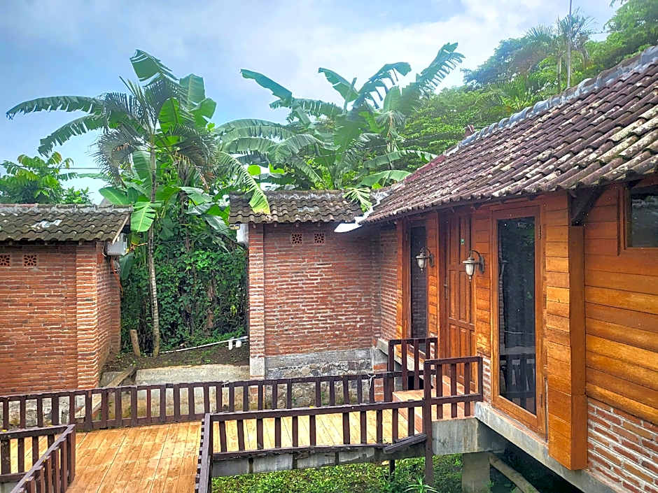 RedDoorz Syariah Near Wisata Durensewu Pandaan