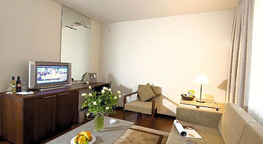 Ontur Izmir Otel