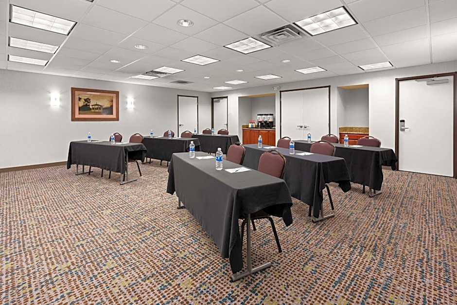 Hampton Inn By Hilton And Suites Burlington