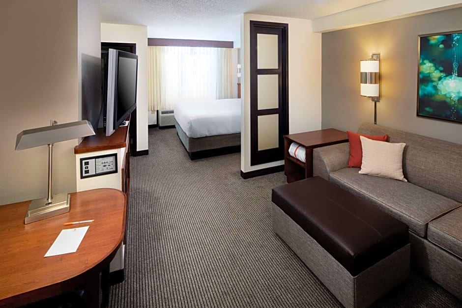 Hyatt Place Atlanta Alpharetta North Point Mall