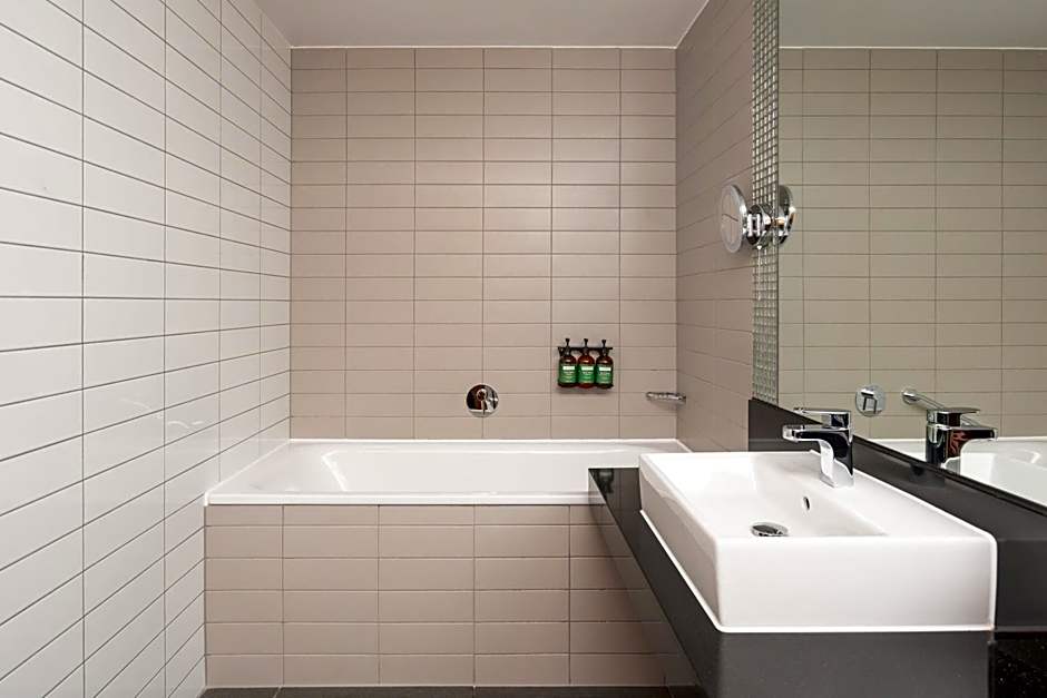 Crowne Plaza Newcastle - Stephenson Quarter By IHG