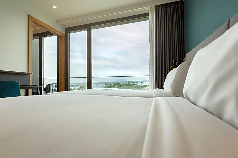 Holiday Inn Barcelona - Sant Cugat By IHG