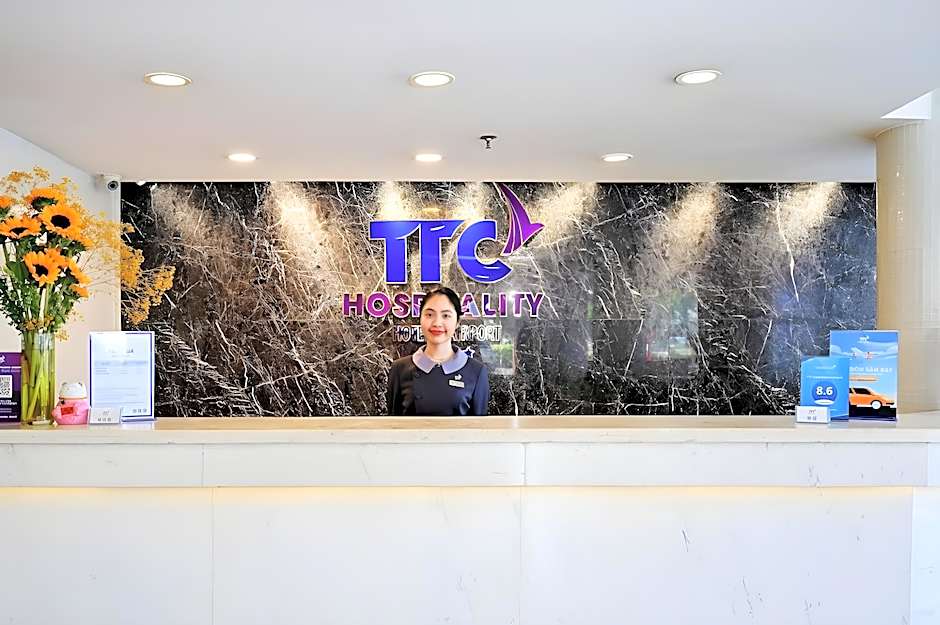 Ttc Hotel Deluxe Airport