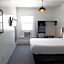 American Hotel