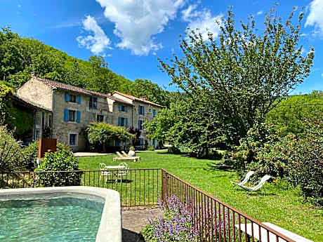 Nabat le Haut, chambre et table d'hotes