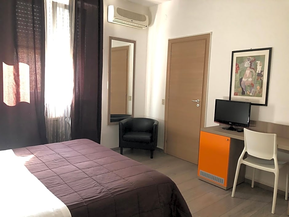Hotel Capitol