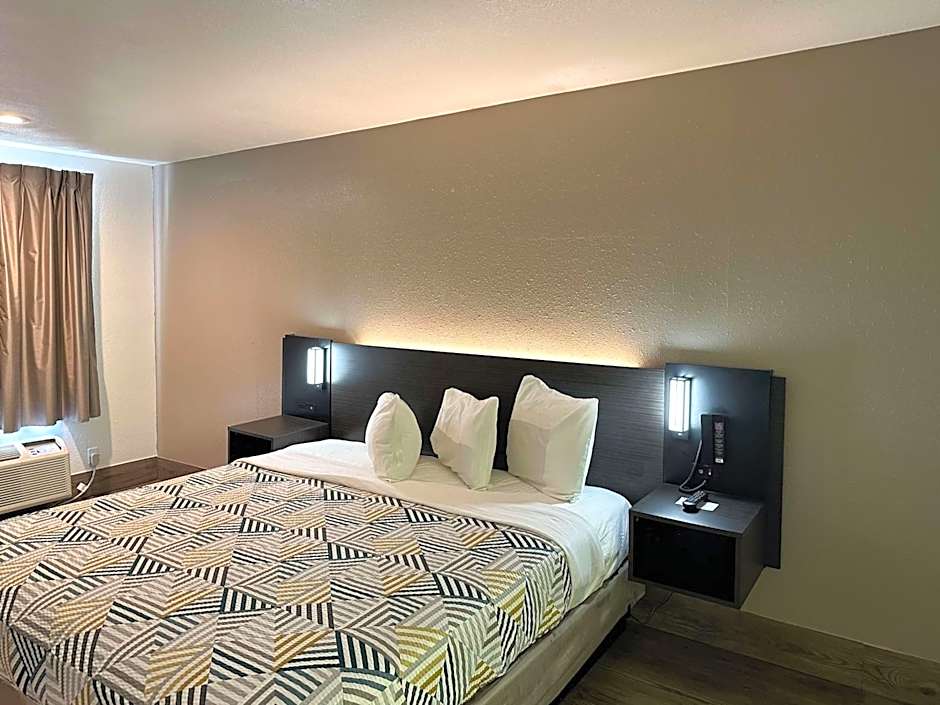 Motel 6-Pooler, GA - Savannah Airport