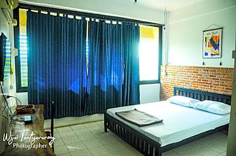 Single Room with Private Bathroom