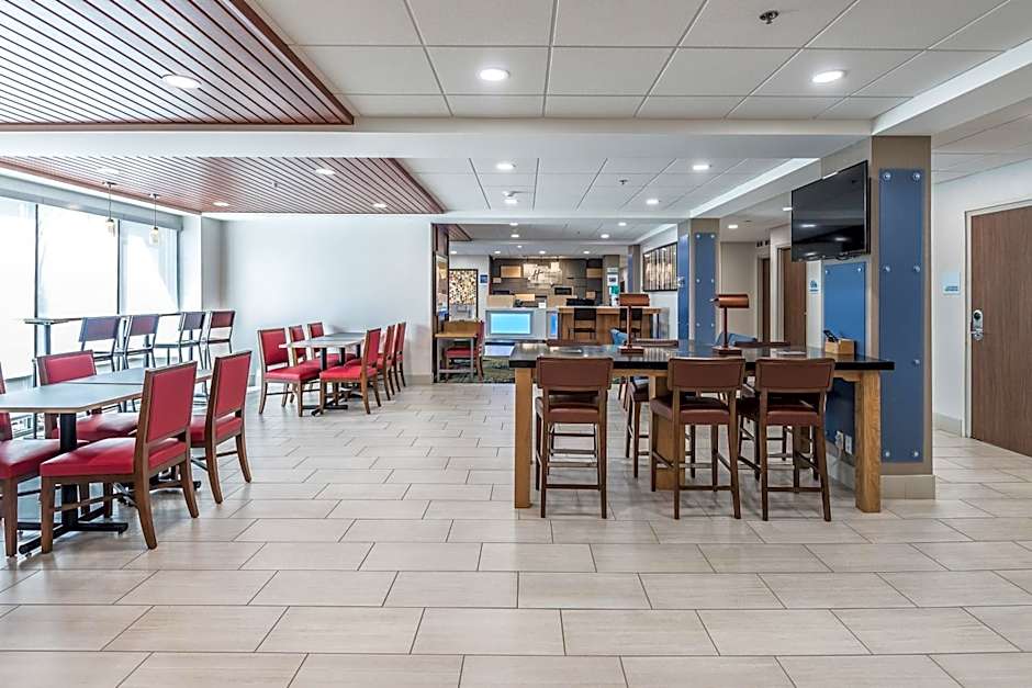 Holiday Inn Express Flint-Campus Area By IHG