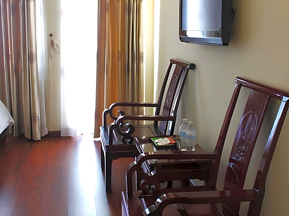 Luxury Nha Trang Hotel