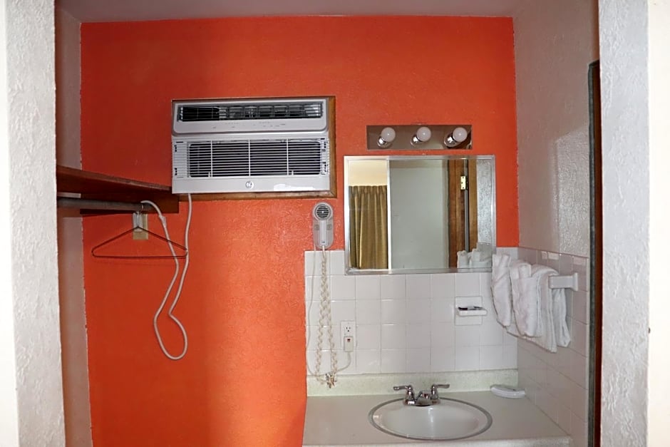 Best Nights Inn - Sparta