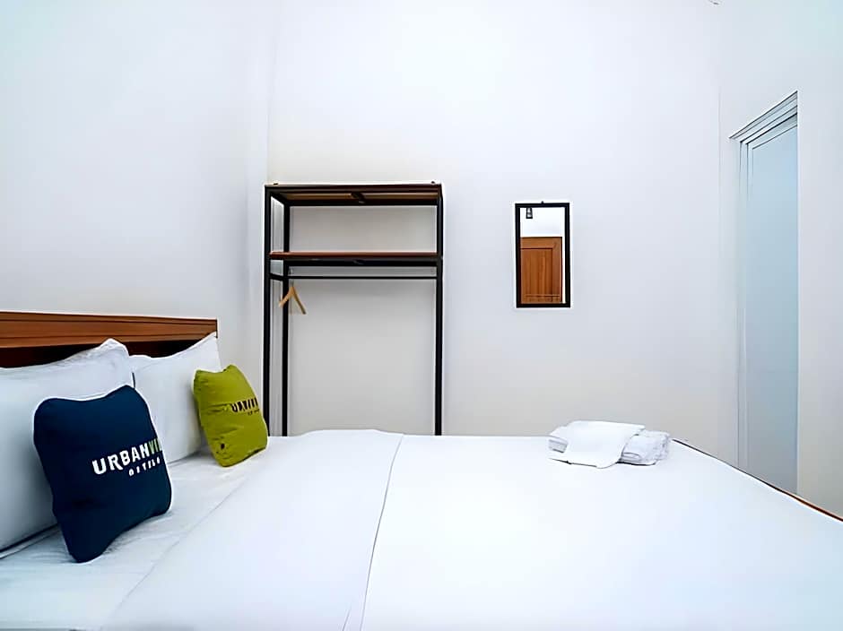 Urbanview Hotel Sky Batu Malang by RedDoorz