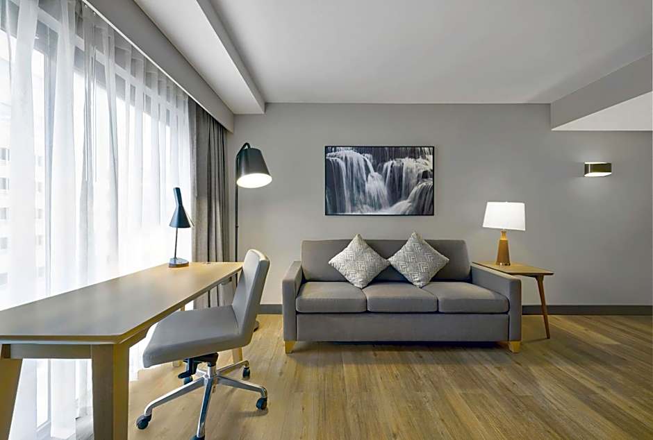 DoubleTree by Hilton Davenport