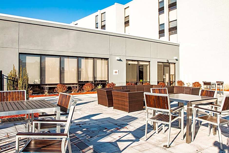 Even Manchester Airport By IHG